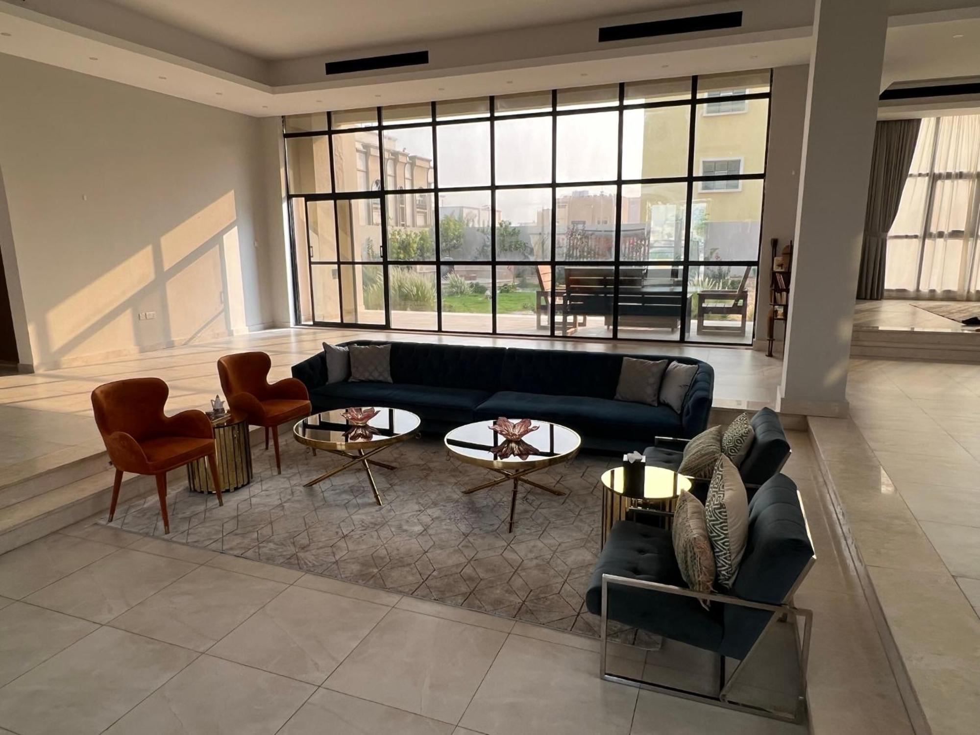 Casa Shakhbout Apartment Abu Dhabi Bagian luar foto